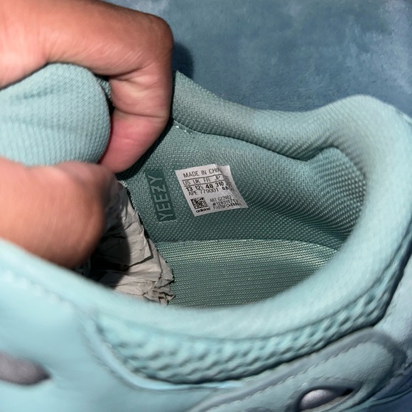 Yeezy Boost 700 “Faded Azure” - Picture 6 of 6